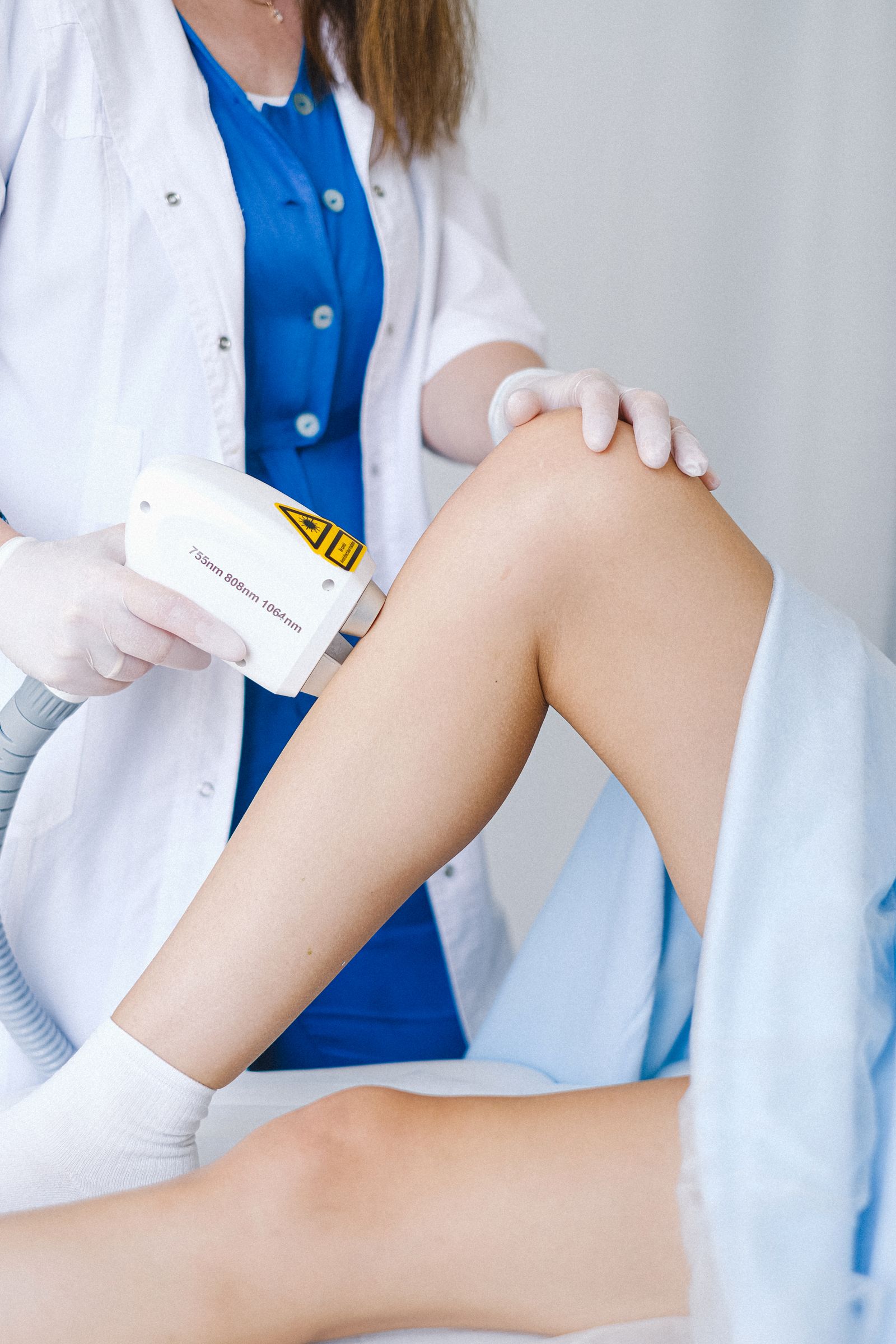 Energy-based laser device treatment at Dubai clinic